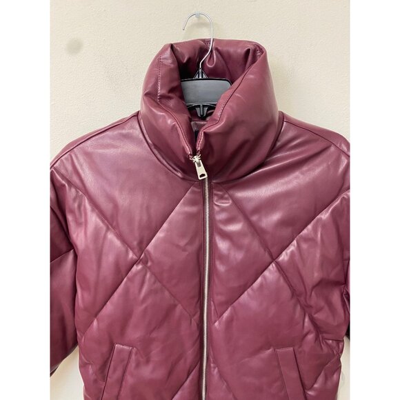 CoffeeShop Women's Juniors Maroon Collared Quilted Faux Leather Puffer Coat NWT - Picture 3 of 7